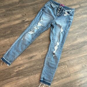 SO High Rise Ankle Jeggings Distressed Raw Hem NWOT 3/26W